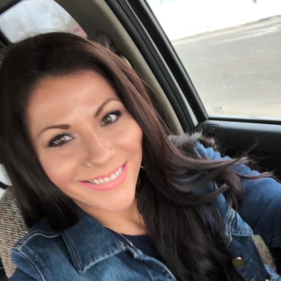 Meet your Posher, Terri-lynn - Picture 2 of 2